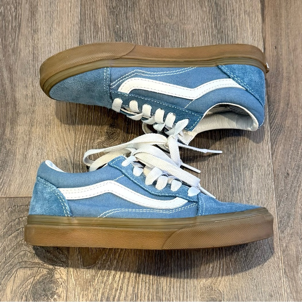 Vans Kids Suede and Canvas Old Skool Shoe in Blue and White